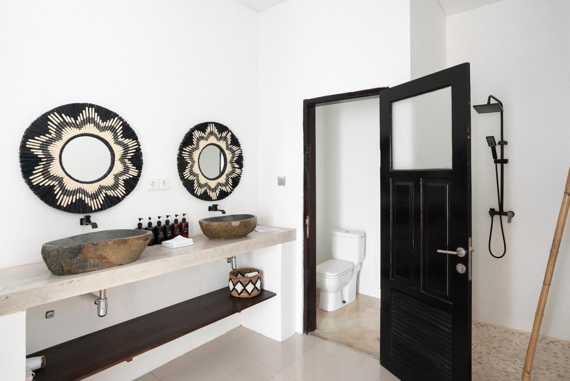 Gilang Balangan Villa จิมบาราน ภายนอก รูปภาพ
